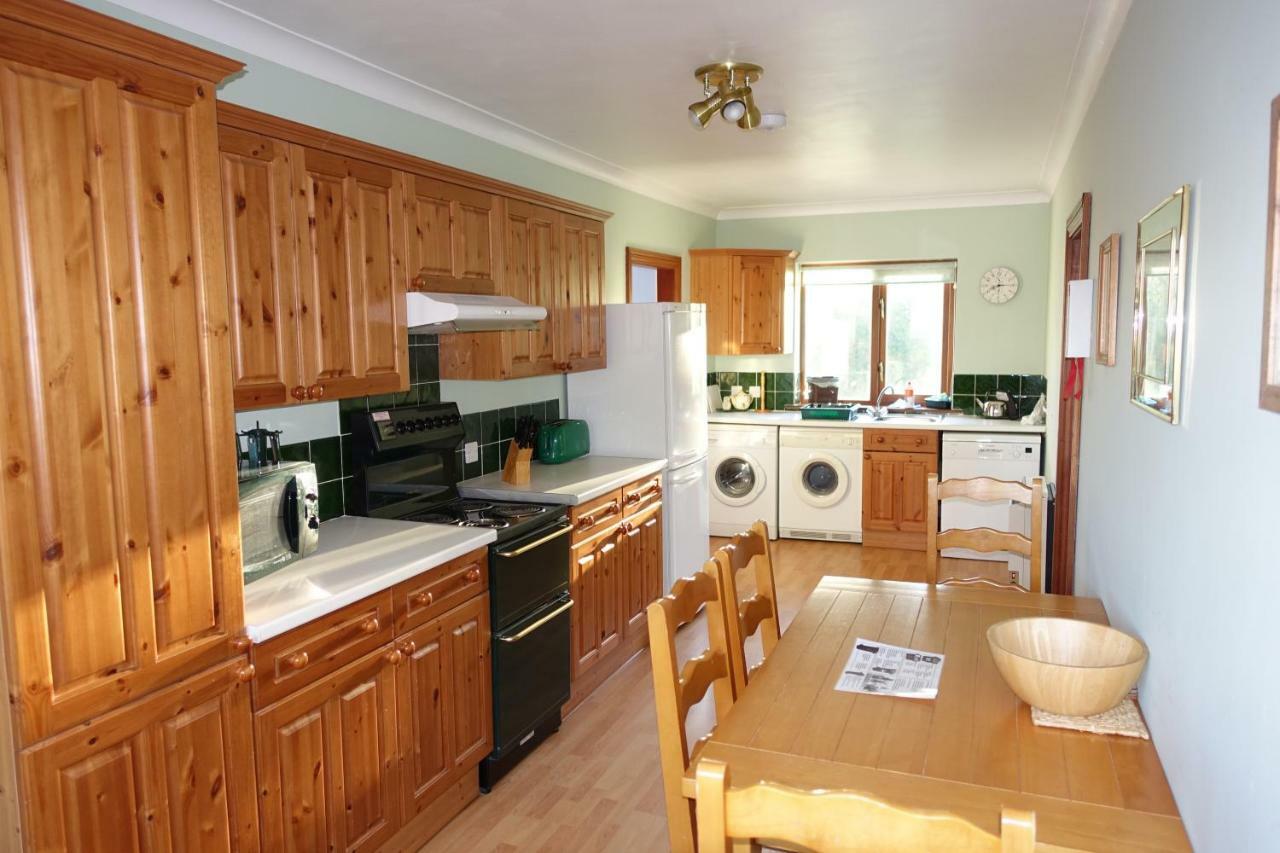 Tyddyn Crwn Country-House Apartments بوماريس المظهر الخارجي الصورة